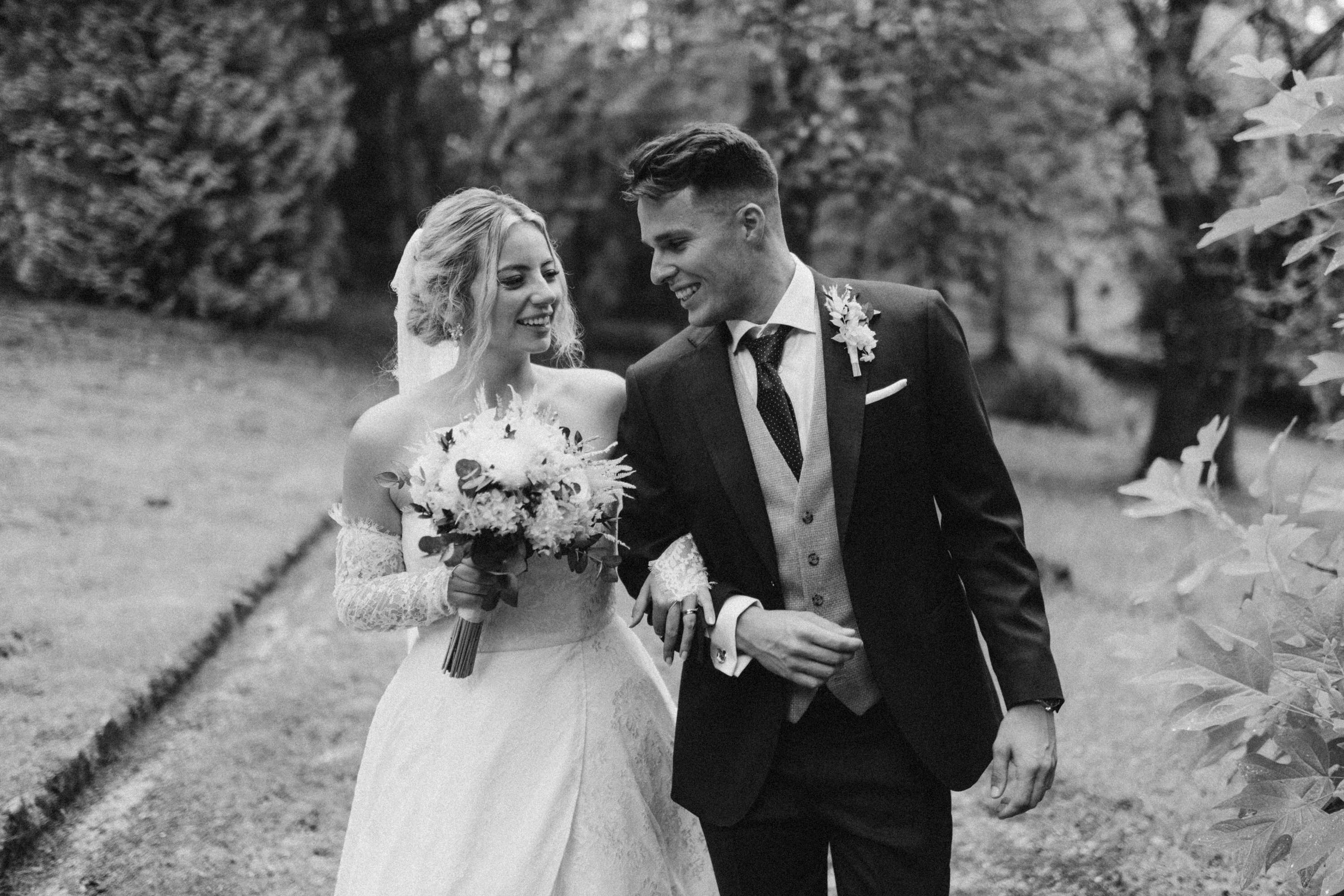 WEDDPIC20B_1