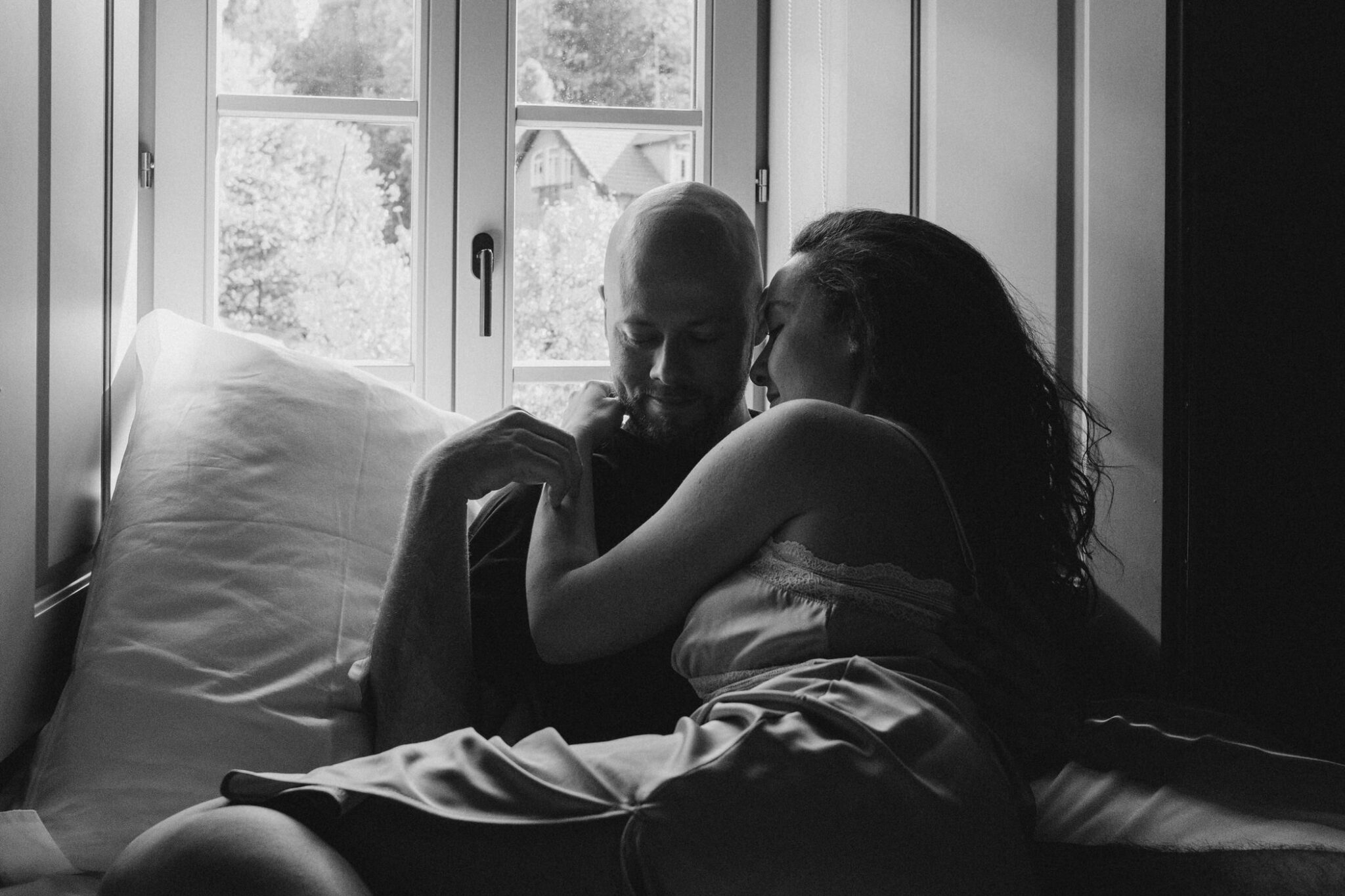 intimate couple session